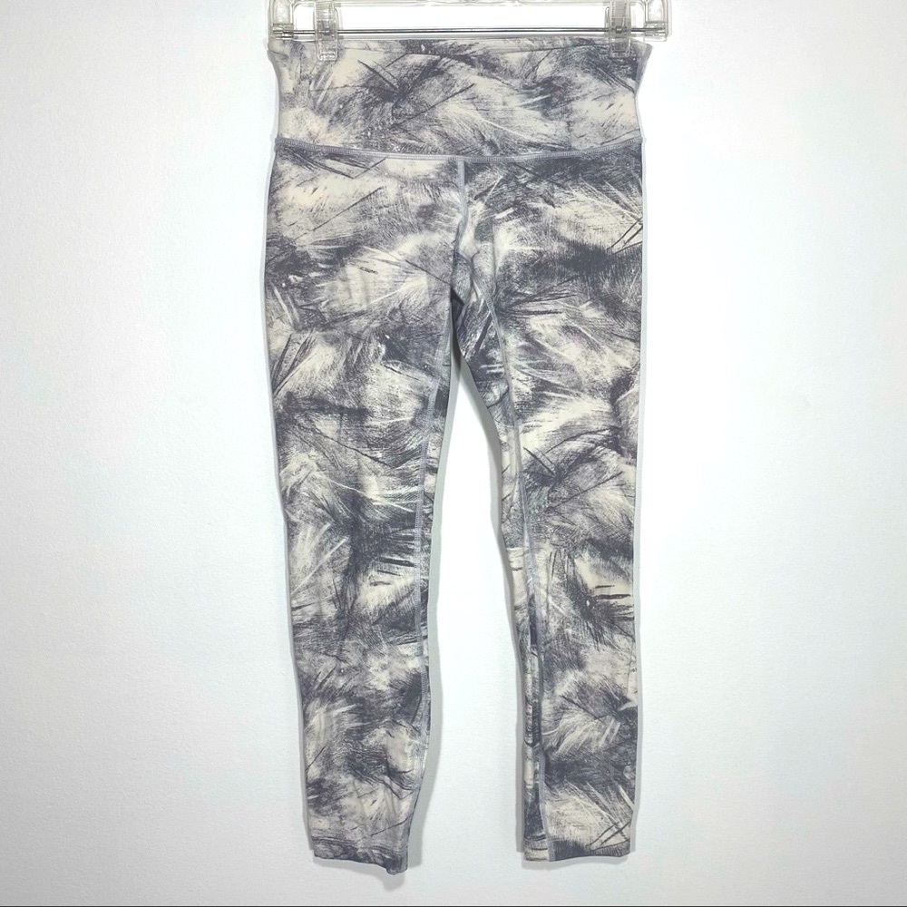 Lululemon • Wunder Under Low-Rise Tight